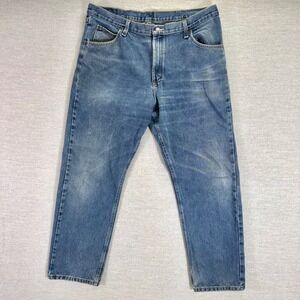 Wrangler Jeans Men's 38x32 Blue Premium Quality Denim Relaxed Fit Straight Leg